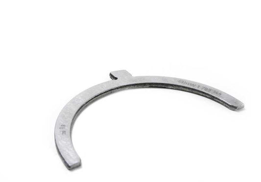 Lower guide disc for BMW 5 Series E34, E39, 7 Series E32, E38, 8 Series E31, X5 E53, Z8 E52 (OEM 11211702144). Genuine BMW