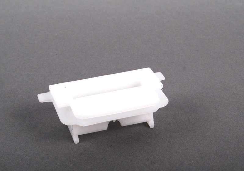 Clip de sujeción OEM 51411949498 para BMW Serie 7 E32 (todos los modelos). Pieza original BMW. Ideal para fijación de piezas interiores como la puerta.