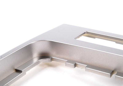 Compartimento suelo consola central OEM 51167052067 para BMW E46 {316Ci, 316ti} con motor N40, N42, N43, N45, N46, cambio manual o automático. Original BMW.