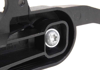 Soporte original OEM 64316942650 para BMW Serie 7 E65, E66. Pieza de sujeción para sistema de climatización. Compatible únicamente con estos modelos. Original BMW.