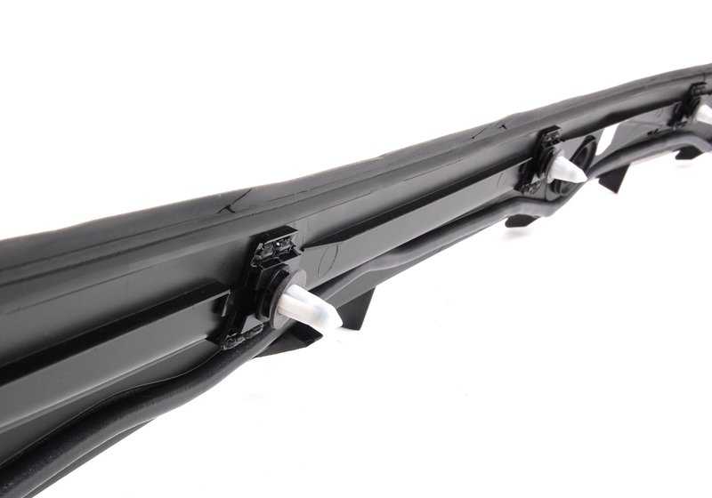 OEM 51718232894 revestimento de saia dianteira para BMW 3 E46 (1999-2006). BMW original.