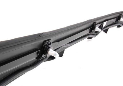 OEM 51718232894 revestimento de saia dianteira para BMW 3 E46 (1999-2006). BMW original.