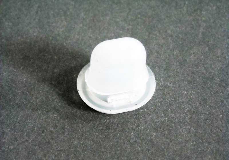 OEM 51459141448 CLIP de fixação para BMW E92, E92N, E93, E93N, E63, E63N, E64, E64N, E32, E38, E31. Para painéis de painel. BMW original.