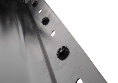 Paragolpes trasero OEM 51121847700 para BMW Serie 6 E24. Compatible con todos los modelos E24. Recambio original BMW.