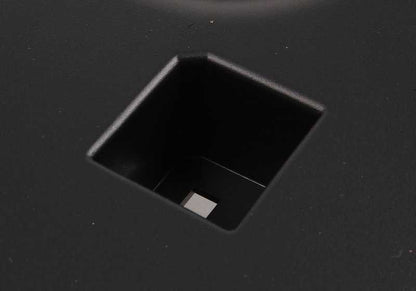 Cubierta inferior de columna de dirección OEM 32311095786 para BMW E39. Pieza original BMW.