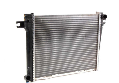Radiador de refrigeración OEM 17111176900 para BMW E30 {320i, 323i}. Compatible con modelos de 1982 a 1991. Recambio original BMW.