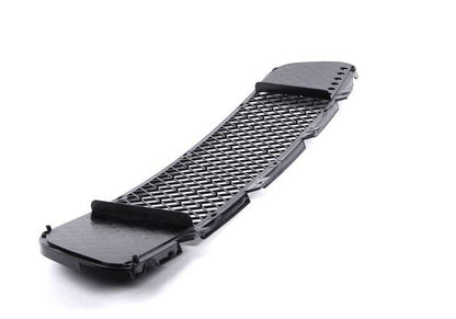 Rejilla del parachoques delantero OEM 51112496285 para BMW E39. Compatible con todos los modelos E39 (berlina, touring, etc.). Repuesto original BMW.