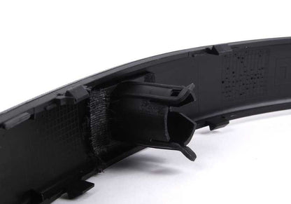 Moldura delantera izquierda con PDC OEM 51117894139 para BMW E39 520d, 520i (todas las variantes de motor y transmisión). Pieza original BMW.