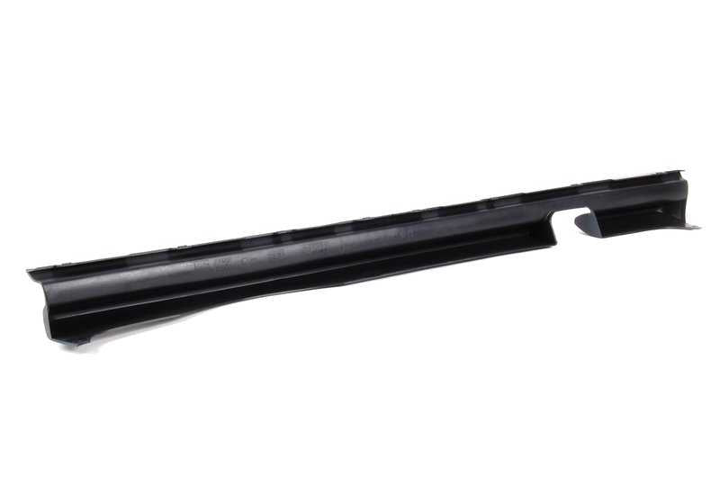 Inserto paragolpes trasero M Technic OEM 51122269489 para BMW Serie 3 E36 (316g, 316i, 318tds). Compatible con modelos de cambio manual y automático. Original BMW.