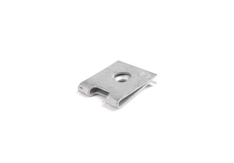Tuerca de lámina OEM 07129904224 para BMW y MINI. Compatible con modelos: E81, E82, E87, E88, F20, F21, F40, F52, F22, F23, F44, F45, F46, F87, G42, U06, G87, E21, E30, E36, E46, E90, E91, E92, E93, F30, F31, F34, F35, F80, G20, G21, G28, G80, G81,