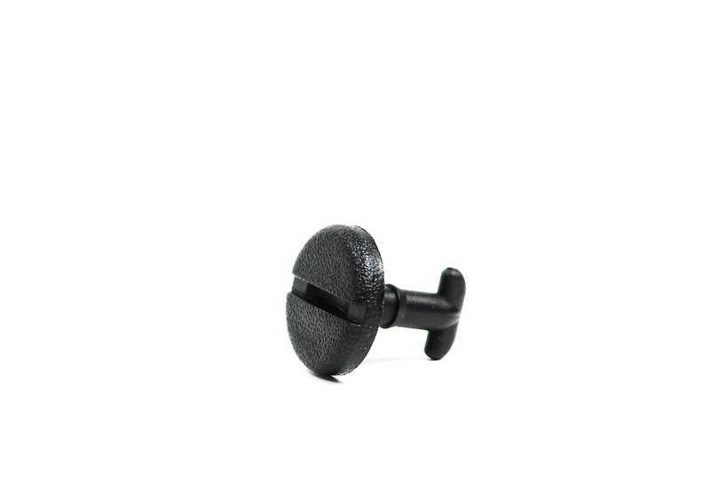 Tapón cierre 21,5mm OEM 82599402196 para BMW E34, E39, E32, E38. Original BMW.