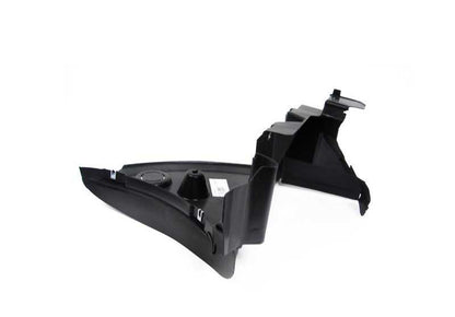 Couverture inférieure gauche OEM 51717168995 pour BMW Z4 E85, E86. Partie de la protection du passage de la roue avant. BMW d'origine.