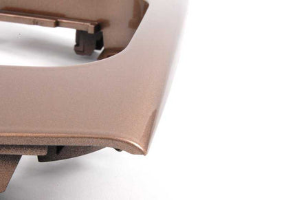 Compartiment inférieur beige Brillo OEM 51168234726 pour BMW E46. BMW d'origine.