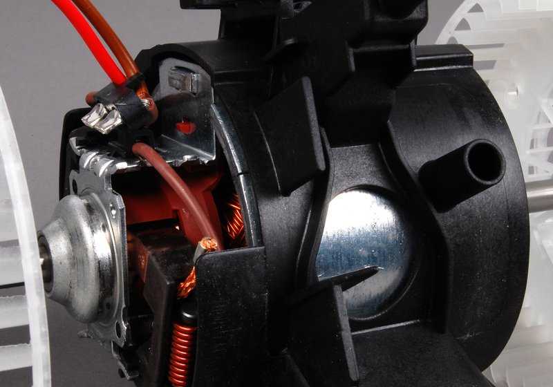 Ventilador para BMW E60, E61, E63, E64. BMW original