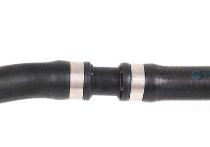 Tube de retour du réfrigérant OEM 17127560160 pour BMW E60, E61, E63, E64 (523i avec moteur N52 / N52K / N53). BMW d'origine.