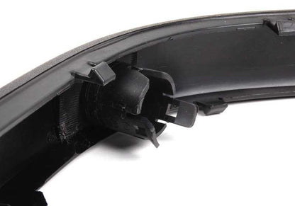 Moldura paragolpes trasero izquierdo OEM 51122498501 para BMW E39 520d, 520i. Original BMW.