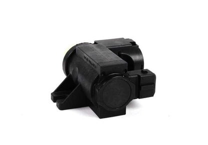 Válvula de control presión turbo OEM 11747626350 para BMW E82, E88, E90, E91, E92, E93, E60, E61, F07, F10, F11, F12, F13, F01, F02, F04, E70, E71, E72, E89. Original BMW.