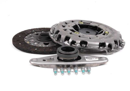 Clutch Parts Kit for BMW 1 Series F20, F21, 2 Series F22, F23, 3 Series E90, E91, E92, 5 Series E60N, E61N, X1 E84 (OEM 21207567624). Original BMW.