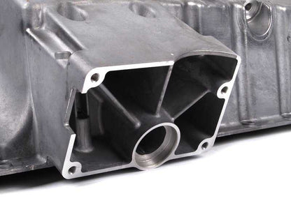 Cárter de aceite OEM 11137519432 para BMW E46 (325i/330i xDrive) y X3 E83 (2.5i/3.0i con motor M54). Compatible con modelos manuales y automáticos con tracción total. Original BMW.