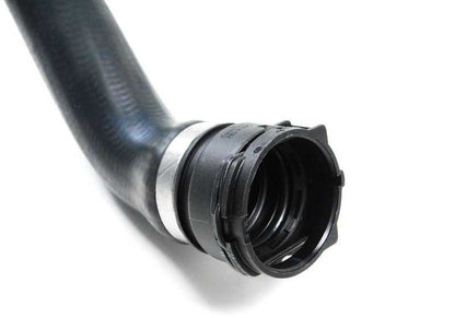 Tubo del refrigerante OEM 11531436408 per BMW E46 320CI (M52 e M54, manuale e automatico, 1999-2006). BMW di riserva originale.