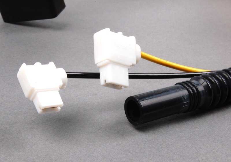 Sensor de nivel de combustible derecho OEM 16146752371 para BMW E39 M5 (DE91, DE92). Compatible con modelos fabricados entre 1998 y 2003. Recambio original BMW.