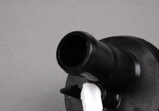 Válvula de agua OEM 64111366669 para BMW E21 {modelos: 315, 316, 318, 320} con motor M10. Repuesto original BMW.