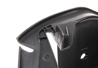 Conducto de aire delantero derecho OEM 51717123350 para BMW X5 E53. Original BMW.