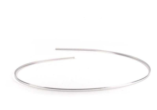 Moldura superior OEM 51311884409 para BMW E30. Original BMW.