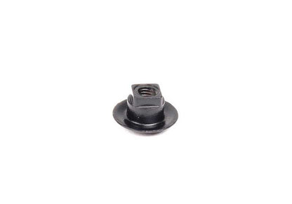 Tuerca de ventanilla OEM 51361942192 para BMW Serie 3 E30 (316i, 318i). Original BMW.