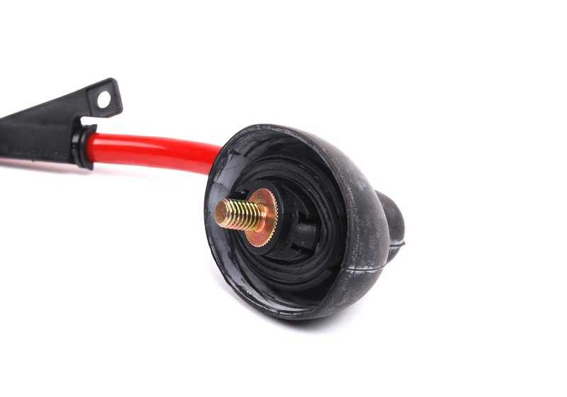 Cavo della batteria positiva OEM 61138375989 per BMW E46 {316CI, 316i (vari tipi e trasmissioni)}. Collegamento dalla batteria posteriore. BMW originale.