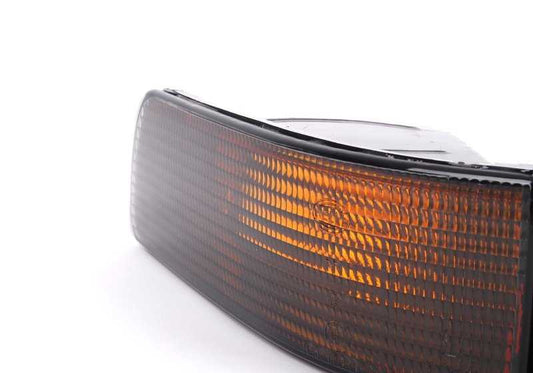 Fita de cabo de luz direita OEM 63111383944 para BMW Série 8 E31 840Ci, 850CSi. BMW genuíno.