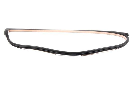 Protecteur de bord droit pour BMW 6 E63, E63N (OEM 51767140642). BMW d'origine