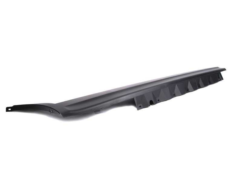 Cubierta embellecedora lateral derecha OEM 51713330866 para BMW E83. Original BMW.