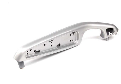 Reposabrazos delantero derecho gris Titan II OEM 51417049686 para BMW E46 {316Ci, 318Ci} compatible con versiones de cambio manual y automático. Original BMW.