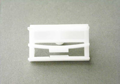 Grapa de fijación OEM 51712234032 para BMW E36 316i (todos los modelos compatibles: BE11, BE12, BE21, BE22, CA11, CA12, CA21, CA22, CA71, CH11). Original BMW.