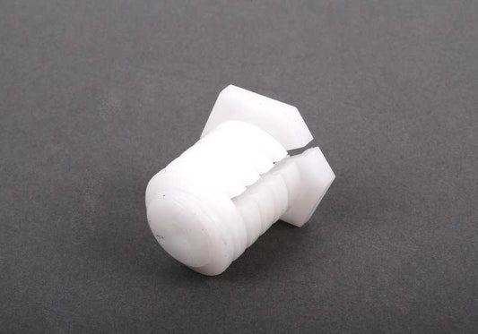 Écrou d'extension OEM 63131384878 pour la série BMW 5 E34. Pièce BMW d'origine, idéale pour régler des composants tels que le clignotement ou d'autres parties du système d'éclairage.