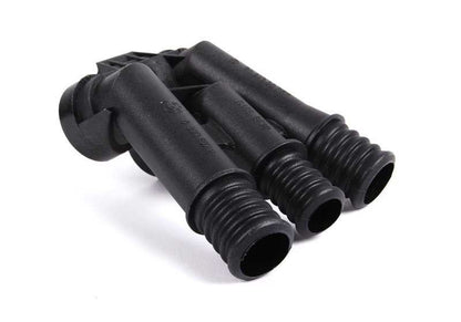 Brida de conexión calefacción OEM 64118390697 para BMW E36. Original BMW.