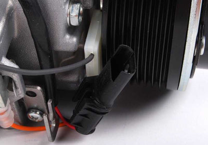 Compressore di aria condizionata per BMW F01, F02, E71. BMW originale. . BMW originale