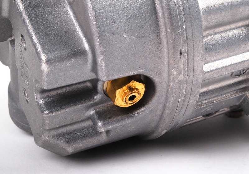 Compressore di aria condizionata per BMW F01, F02, E71. BMW originale. . BMW originale