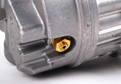 Compressore di aria condizionata per BMW F01, F02, E71. BMW originale. . BMW originale