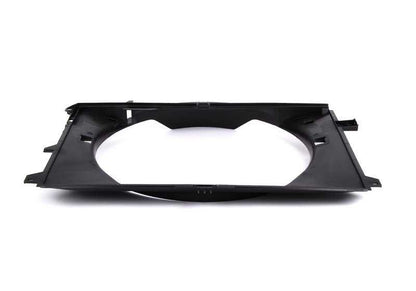 OEM Kühlerlüftergehäuse 1711228943 für BMW E46. Original BMW Stück.