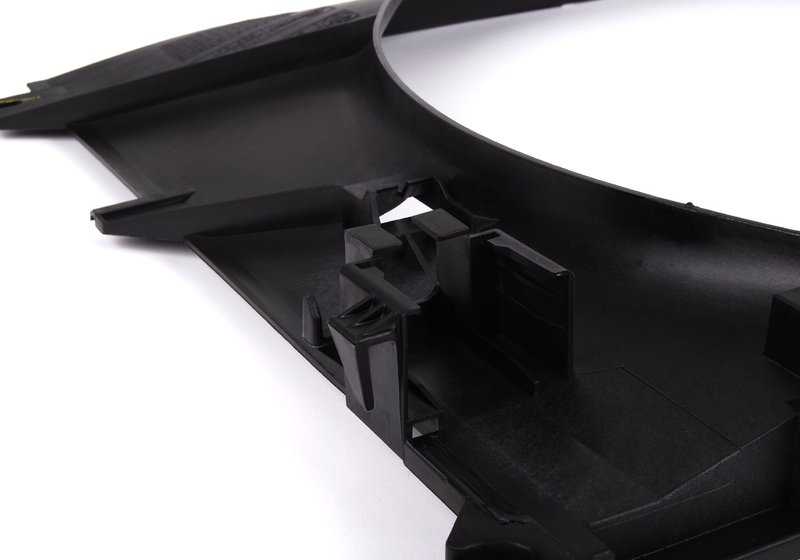 OEM Kühlerlüftergehäuse 1711228943 für BMW E46. Original BMW Stück.