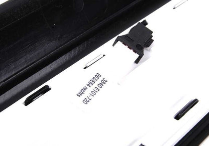 Paramento de entrada derecho OEM 51477079960 para BMW Serie 6 E63, E64. Original BMW.