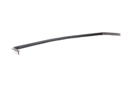 Faldón delantero para BMW Serie 3 E30 (OEM 51711945559). Original BMW