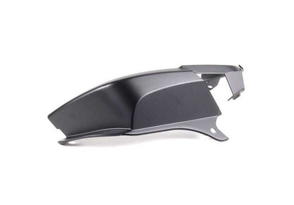 Marco de luz trasera sin pintar izquierdo OEM 51717167525 para BMW Z4 E85. Original BMW.