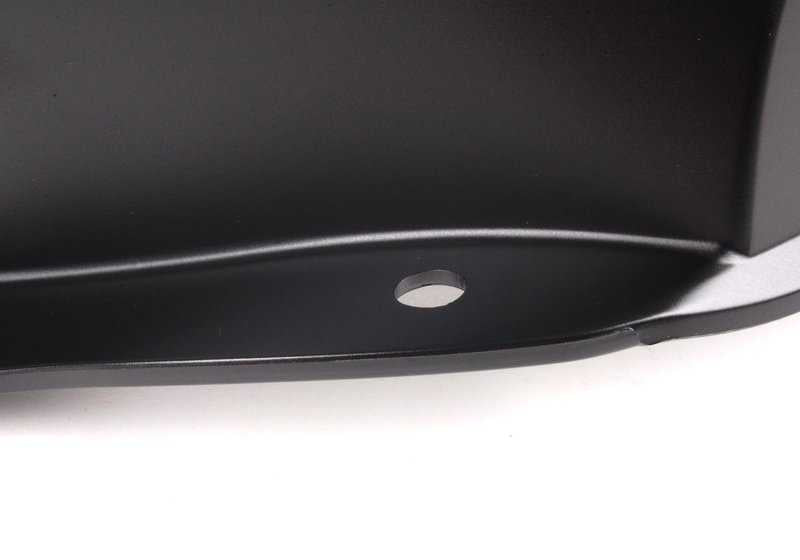 Marco de luz trasera sin pintar izquierdo OEM 51717167525 para BMW Z4 E85. Original BMW.