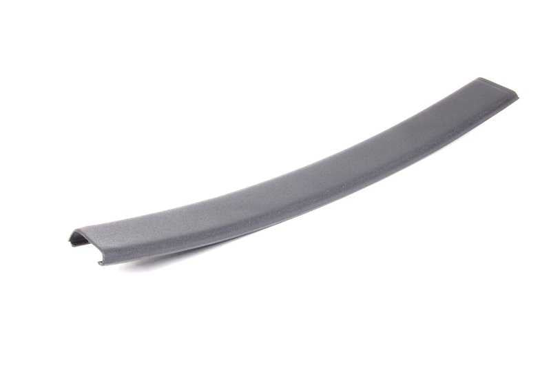 Couverture droite OEM 5134813884 pour BMW E34. BMW d'origine.