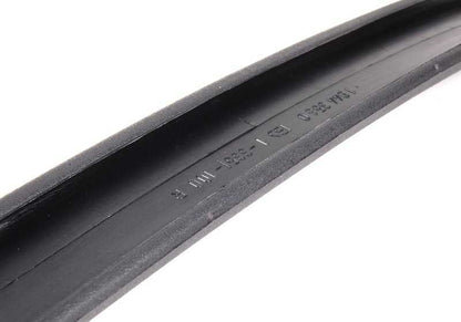 Couverture droite OEM 5134813884 pour BMW E34. BMW d'origine.