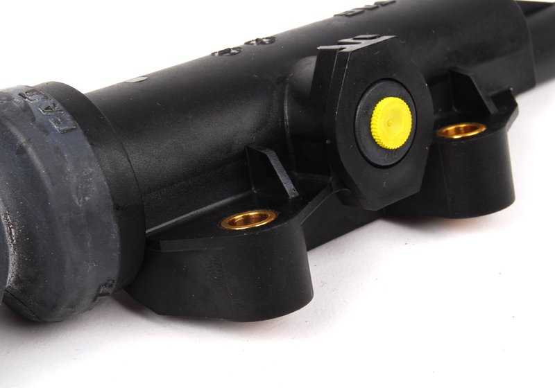 OEM clutch master cylinder 21526758829 for BMW E36 and Z3. Compatible with 316i models, 318i, among others with manual change. Original BMW.