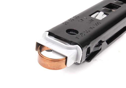 Ajuste da correia de segurança OEM 72118207957 para BMW E46. BMW original sobressalente.